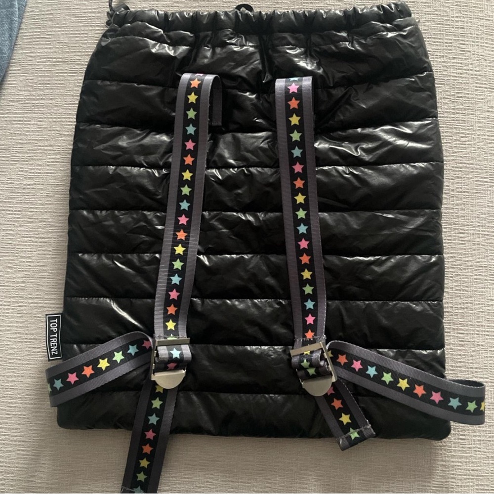 Top Trenz soft drawstring puffer backpack